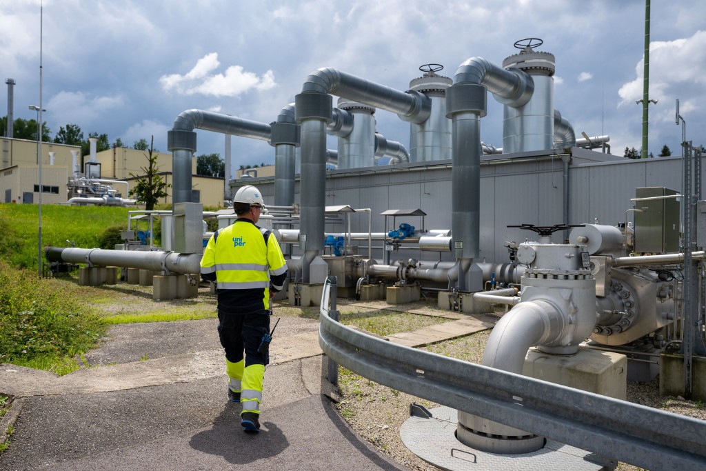 Germany Bails Out Its Biggest Natural Gas Importer