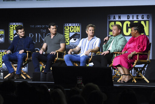‘lord Of The Rings’ Series Trailer Debuts At Comic Con