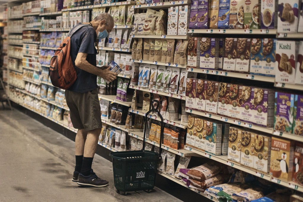 Us Economy Shrank 0.9% Last Quarter, Its 2nd Straight Drop