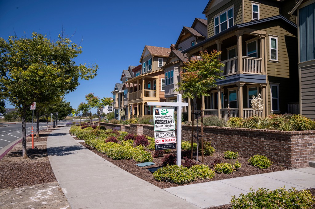 Mortgage Rates Tick Higher Again As Recession Fears Loom