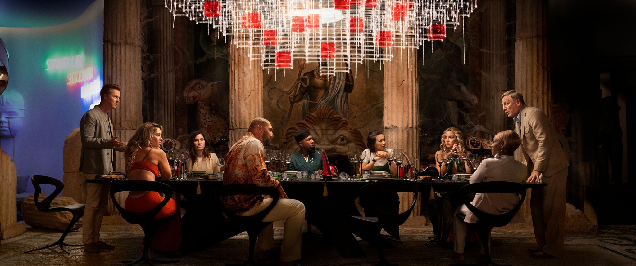 In A First, Netflix’s ‘knives Out’ Sequel Will Play In Theaters For A Week