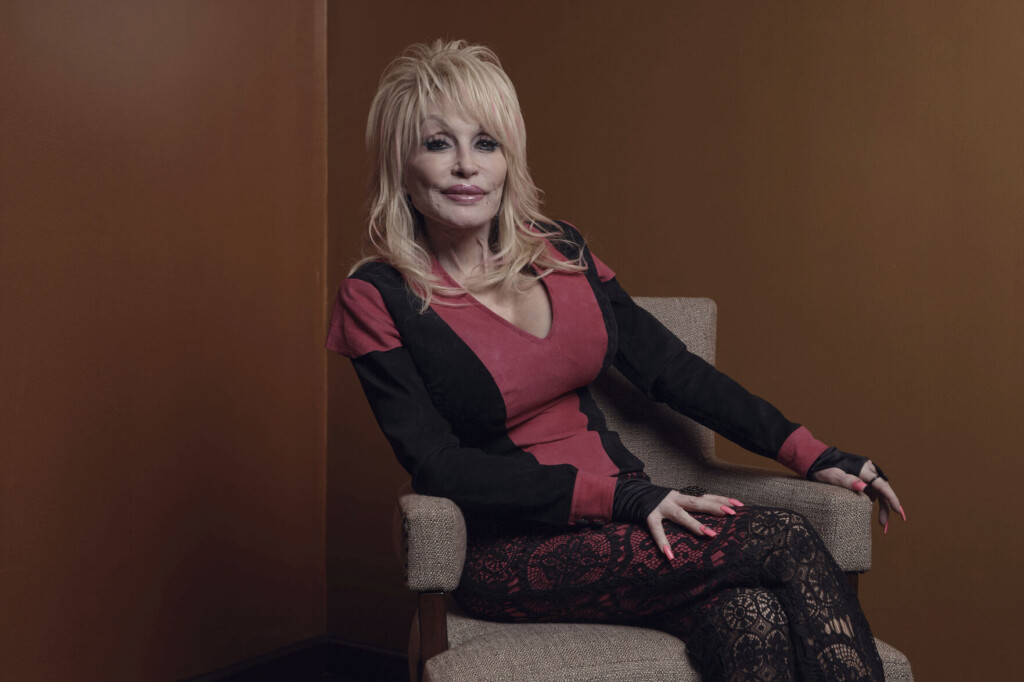 Dolly Parton Donation Strategy: ‘i Just Give From My Heart’
