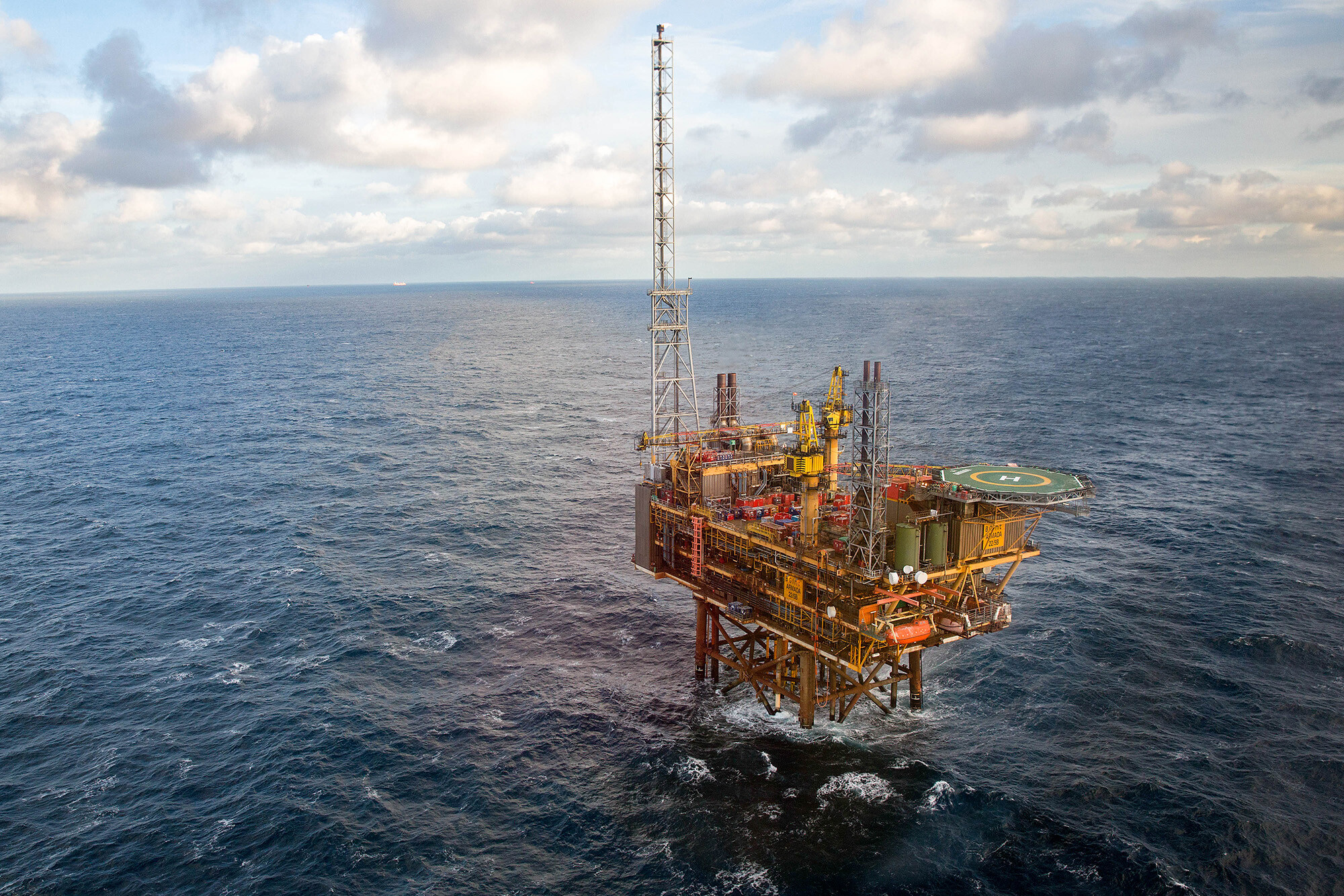 Facing Risk Of Blackouts This Winter, The Uk Will Drill For More Oil
