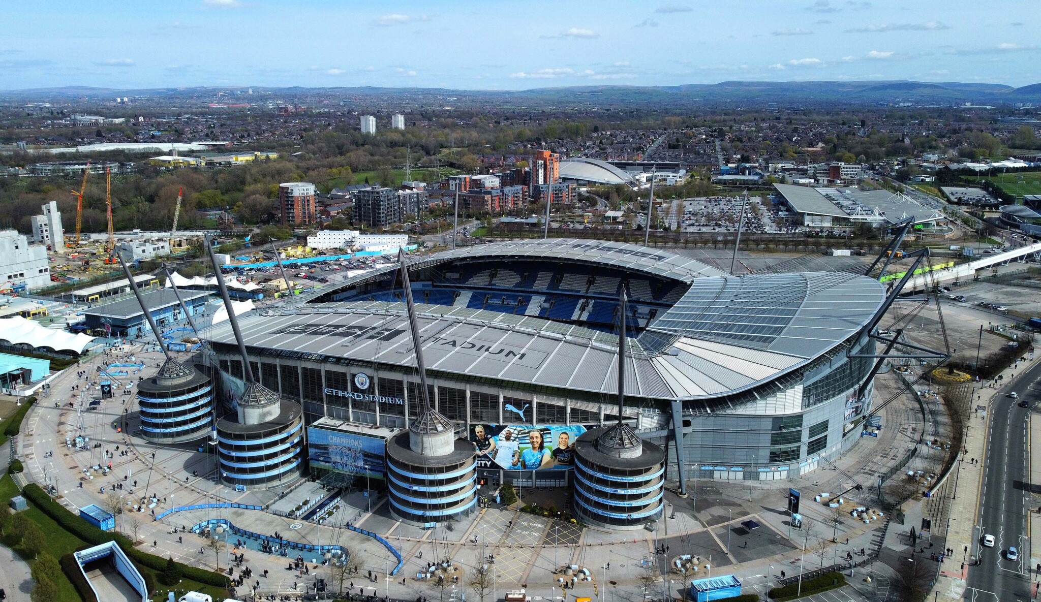 English Premier League Accuses Manchester City Of Breaking Financial Rules