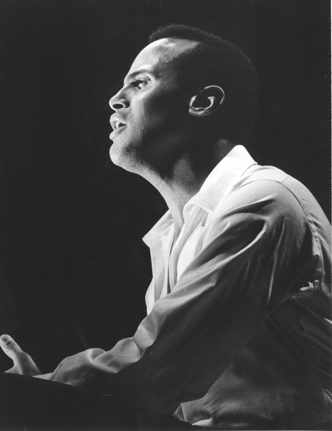 <p>Singer, Harry Belafonte is shown in this 1960 photo.</p>
