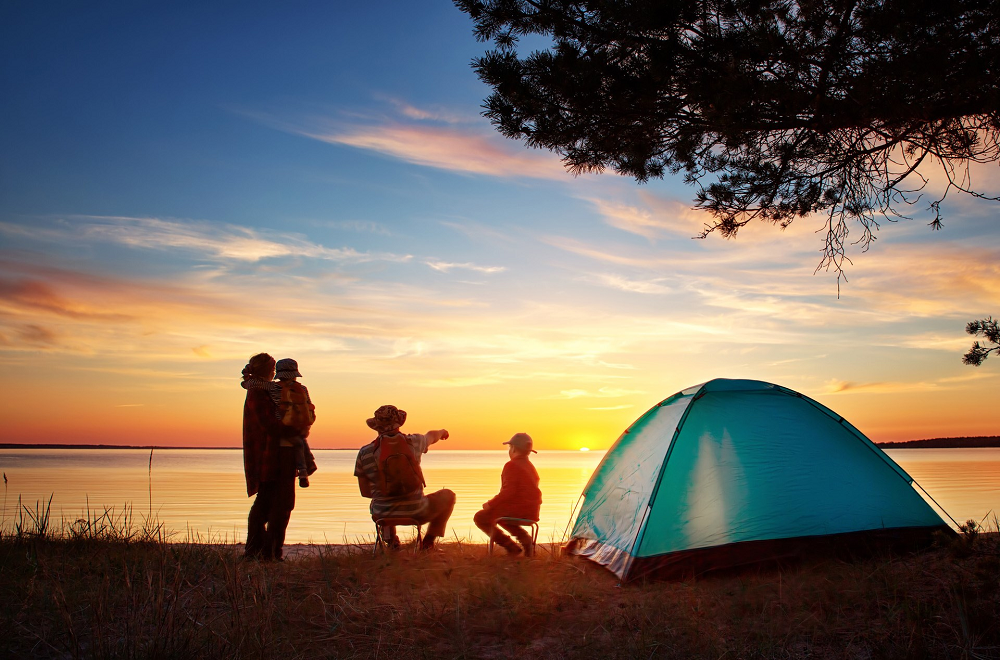 Alt Text - Camping1