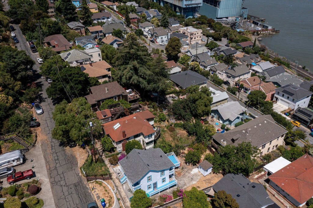 Mortgage Rates Jump To 6.81%, Their Highest Level This Year