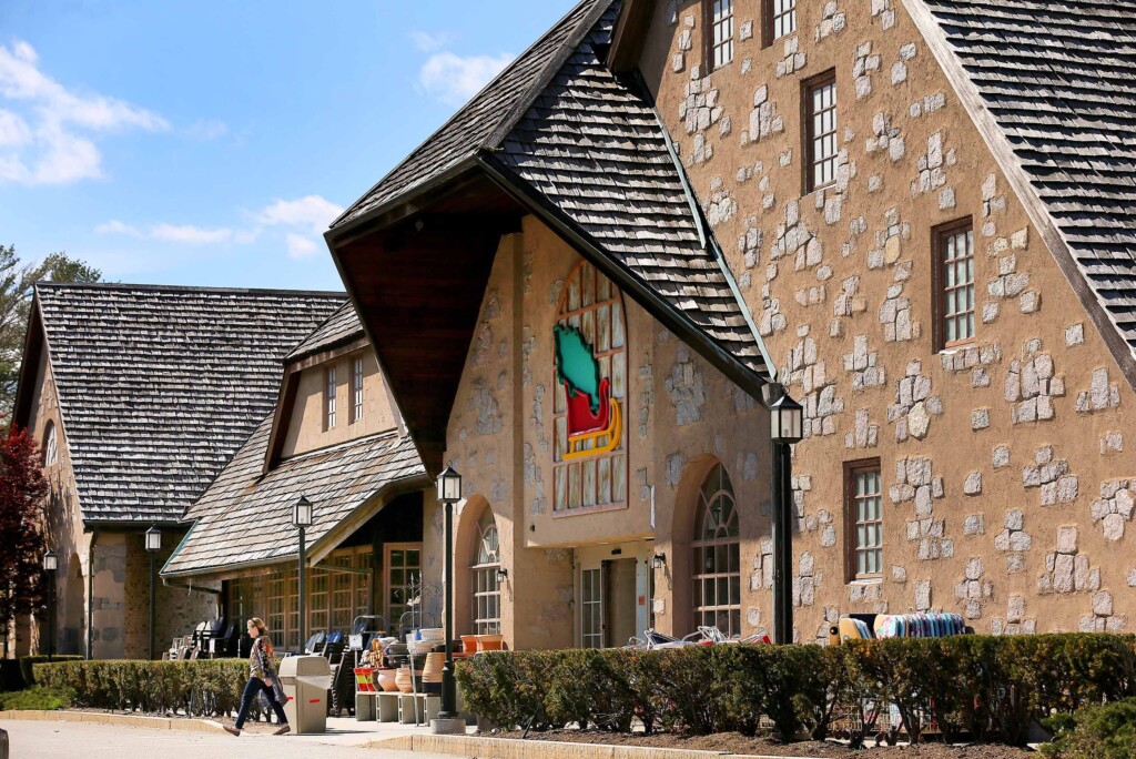 Christmas Tree Shops Is Closing All 70 Stores