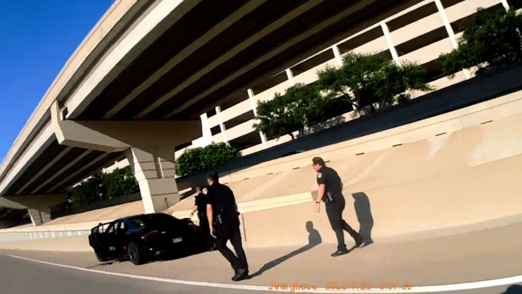 ‘we’ve Made A Mistake’: Frisco Police With Guns Drawn Mistakenly Pull Over Family Headed To A Basketball Tournament