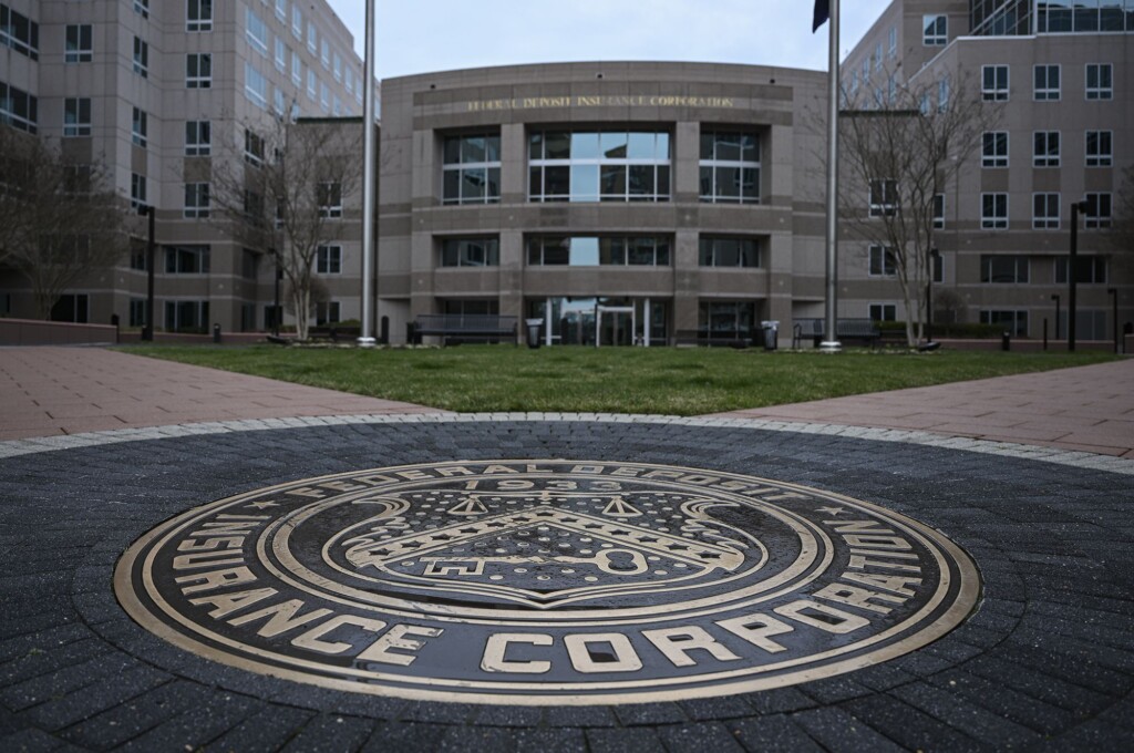 Fdic Chair Gruenberg To Be Investigated By Republican Led House Committee Over Conduct At The Agency
