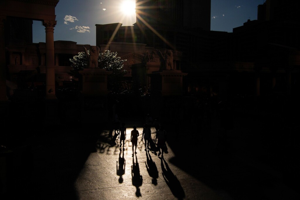 Las Vegas Sees Record Breaking 7 Consecutive Days Of Scorching Temperatures 115 Degrees Or Higher