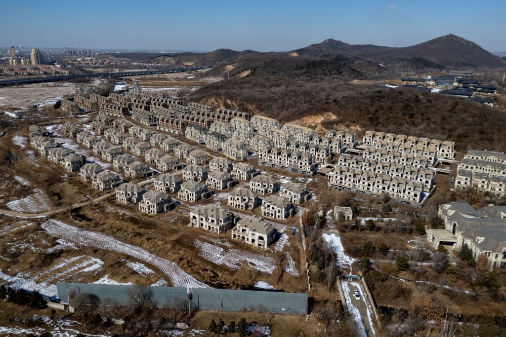 China’s Communist Party Meets To Set Direction For Troubled Economy