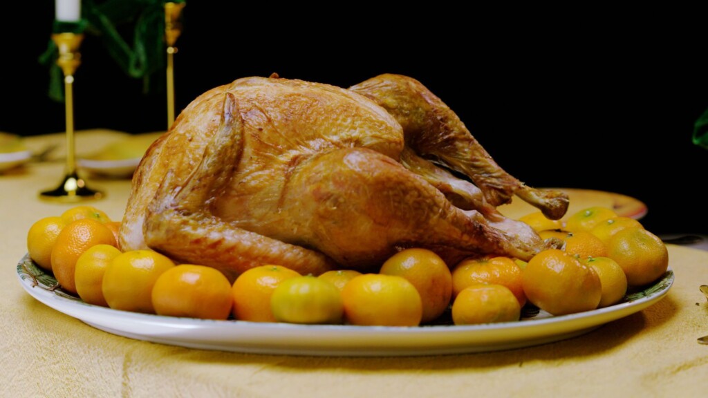 How Long Can A Thanksgiving Buffet Sit Out? A Doctor Explains