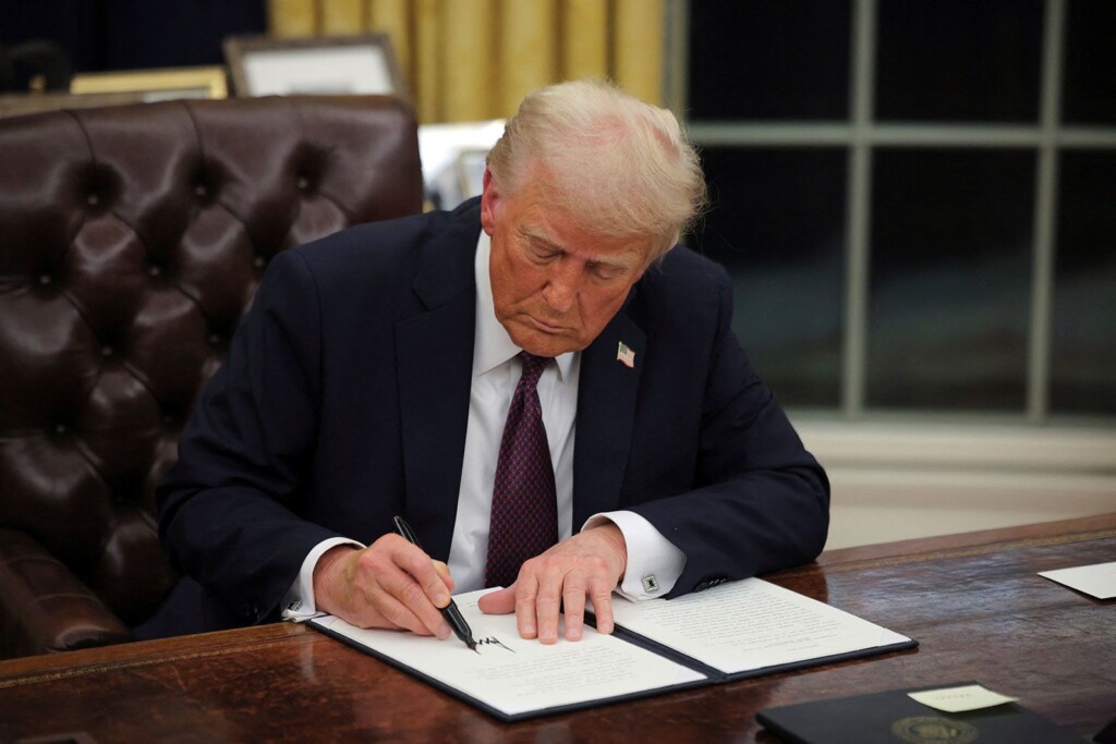 Republicans Struggle To Answer For Trump’s Pardon Of January 6 Defendants Just Hours Into His Presidency