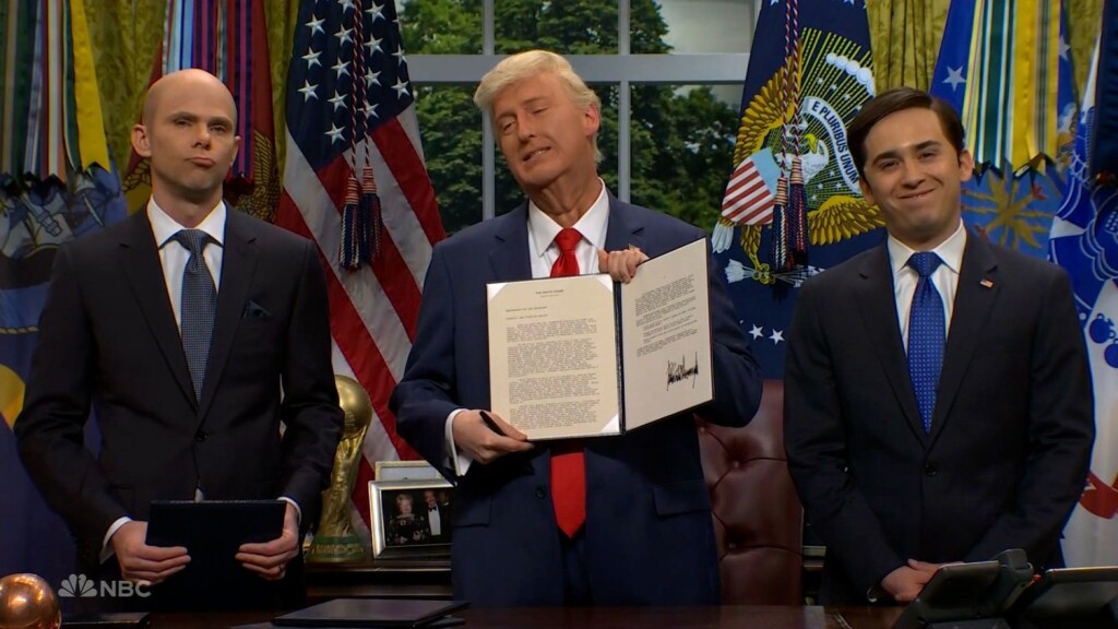‘snl’ Marks Trump’s First 100 Days In Office With Cold Open Spoofing Bevy Of Executive Orders