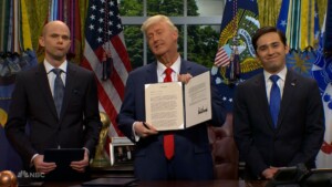 ‘snl’ Marks Trump’s First 100 Days In Office With Cold Open Spoofing Bevy Of Executive Orders