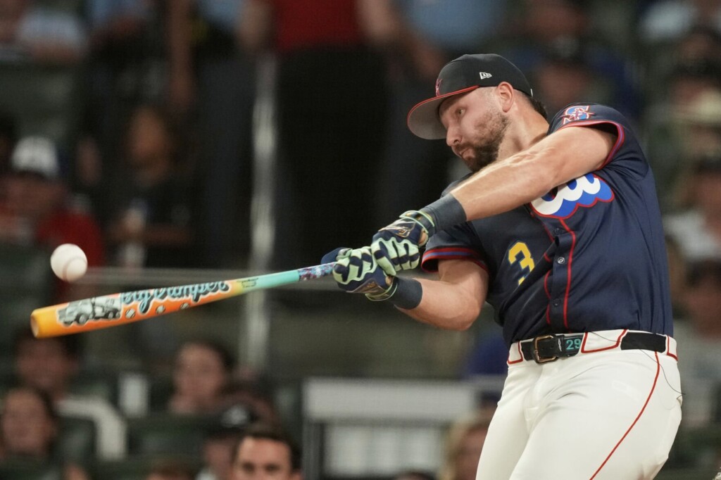Seattle’s Cal Raleigh Becomes First Catcher And Switch Hitter To Win Home Run Derby
