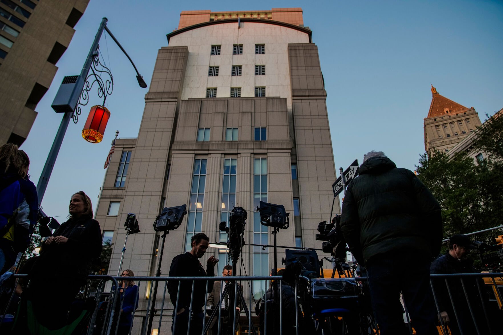 <p>Media waits outside the Manhattan federal court for the sentencing of Sean "Diddy" Combs in New York, Friday, Oct. 3, 2025. (AP Photo/Eduardo Munoz Alvarez)</p>