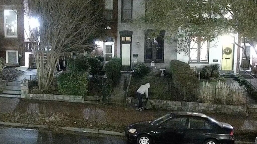 Fbi Makes Arrest In Dc Pipe Bomber Investigation, Sources Say