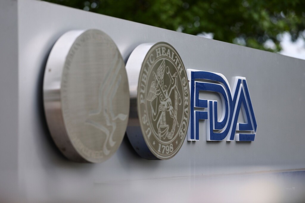 Former Fda, Cdc Leaders Warn That Us Vaccine Policy Is Under Threat