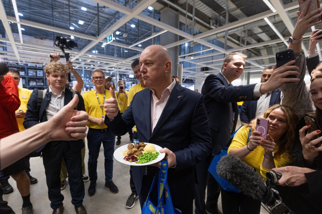 Ikea Finally Arrives In New Zealand. Even The Country’s Leader Came Out To Celebrate