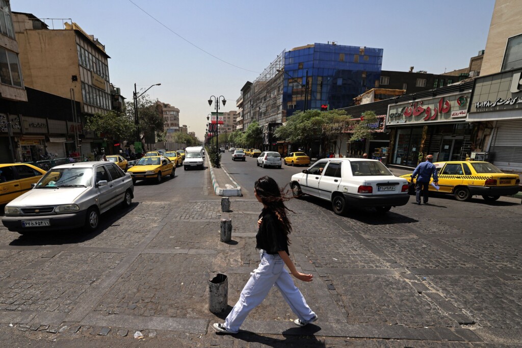 Iranian Women Defy Efforts By Hardliners To Enforce Wearing Of Hijab
