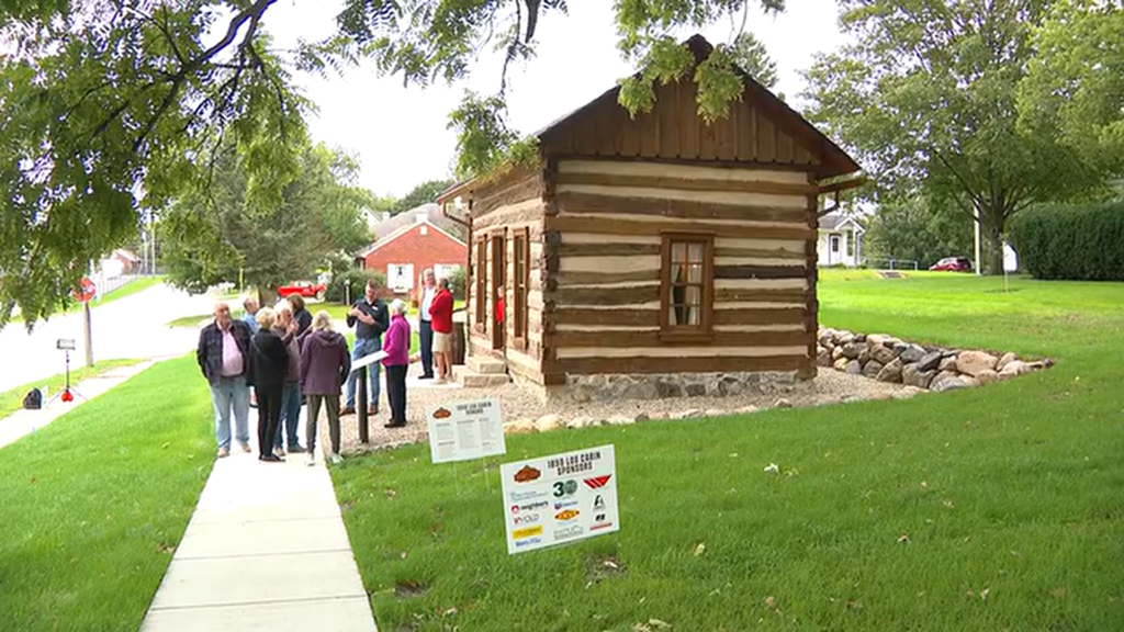 Iowa Community Restores Historic Cabin From 1859