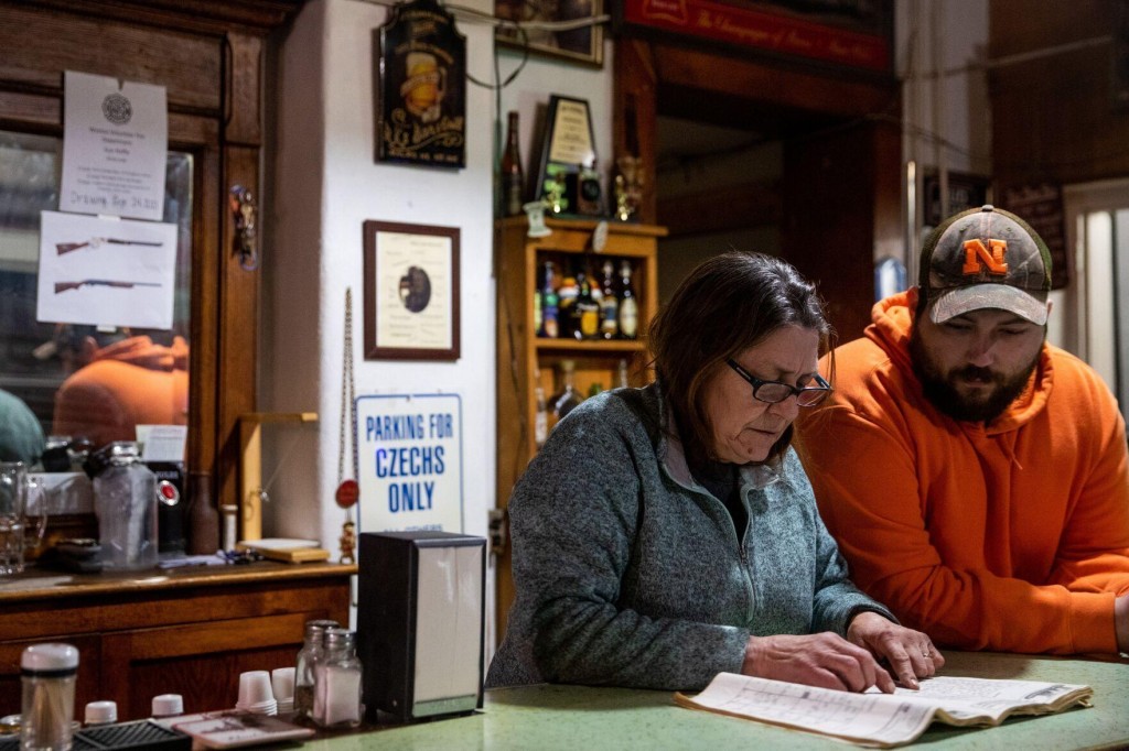 Westside Middle School Is ‘extremely Sorry’ For Displaying Hitler Quote