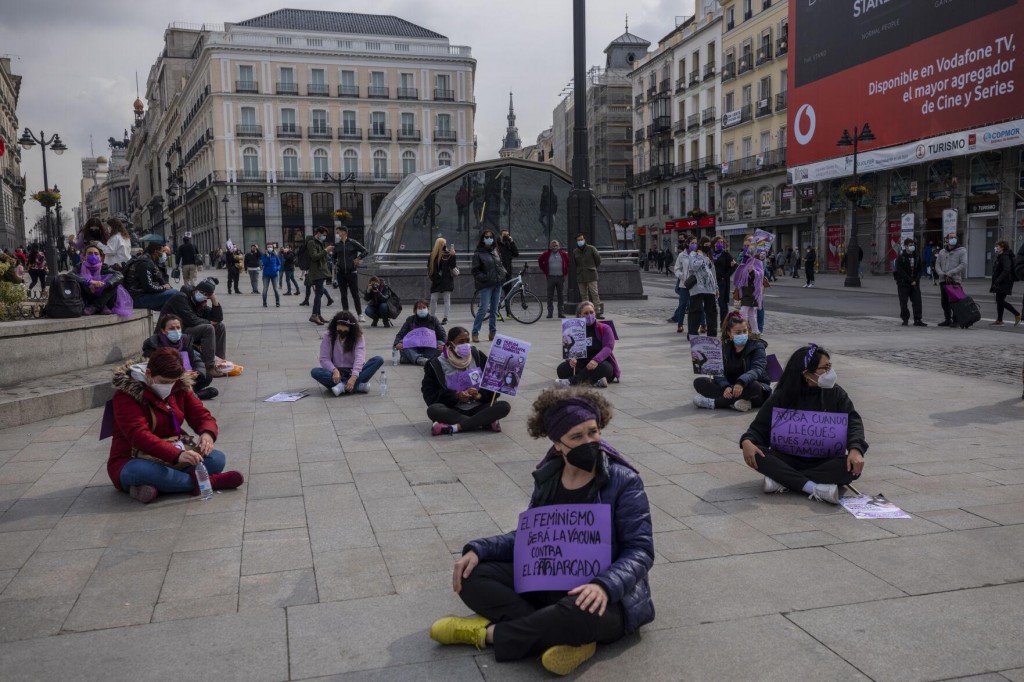 Defying Pandemic, Feminists In Spain Decry Far Right Attacks