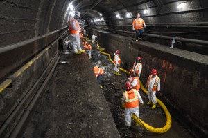 In A Leaky Underwater Rail Tunnel, Workers Race Against Time
