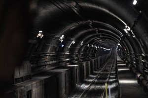 In A Leaky Underwater Rail Tunnel, Workers Race Against Time