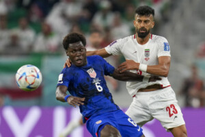 Us Beats Iran, Advances To Round Of 16 At World Cup