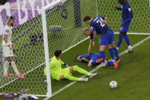 Us Beats Iran, Advances To Round Of 16 At World Cup