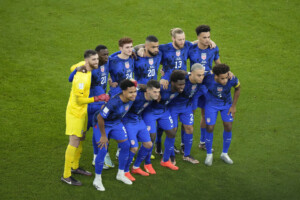 Us Beats Iran, Advances To Round Of 16 At World Cup