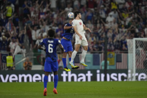 Us Beats Iran, Advances To Round Of 16 At World Cup