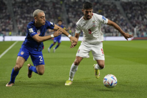 Us Beats Iran, Advances To Round Of 16 At World Cup