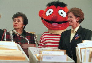 Speaker Pelosi Won’t Seek Leadership Role In Next Congress, Plans To Keep Her House Seat