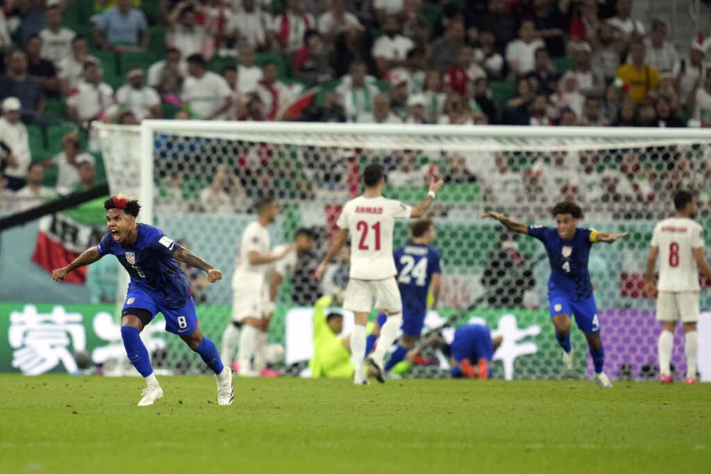 Us Beats Iran, Advances To Round Of 16 At World Cup