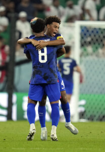 Us Beats Iran, Advances To Round Of 16 At World Cup