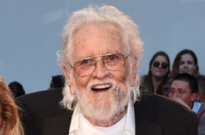 Kirstie Alley, Emmy Winning ‘cheers’ Star, Dies At 71