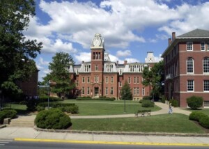 Supreme Court Will Keep Student Loan Cancellation Blocked For Now, But Agrees To Hear Case In Early 2023