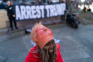 New York Grand Jury Votes To Indict Donald Trump