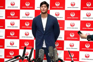 Maine Bars Trump From Ballot As Us Supreme Court Weighs State Authority To Block Former President