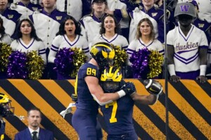 Michigan Completes Undefeated Season With 34 13 College Football Playoff Championship Game Victory Over Washington