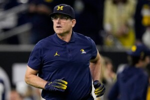 Michigan Completes Undefeated Season With 34 13 College Football Playoff Championship Game Victory Over Washington