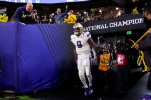 Michigan Completes Undefeated Season With 34 13 College Football Playoff Championship Game Victory Over Washington