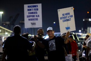 Dockworkers’ Union Suspends Strike Until Jan. 15 To Allow Time To Negotiate
