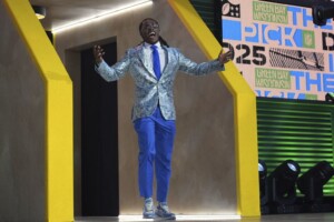 Miami Quarterback Cam Ward Goes No. 1 Overall In Nfl Draft To Titans