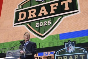 Miami Quarterback Cam Ward Goes No. 1 Overall In Nfl Draft To Titans