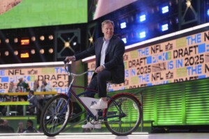 Miami Quarterback Cam Ward Goes No. 1 Overall In Nfl Draft To Titans